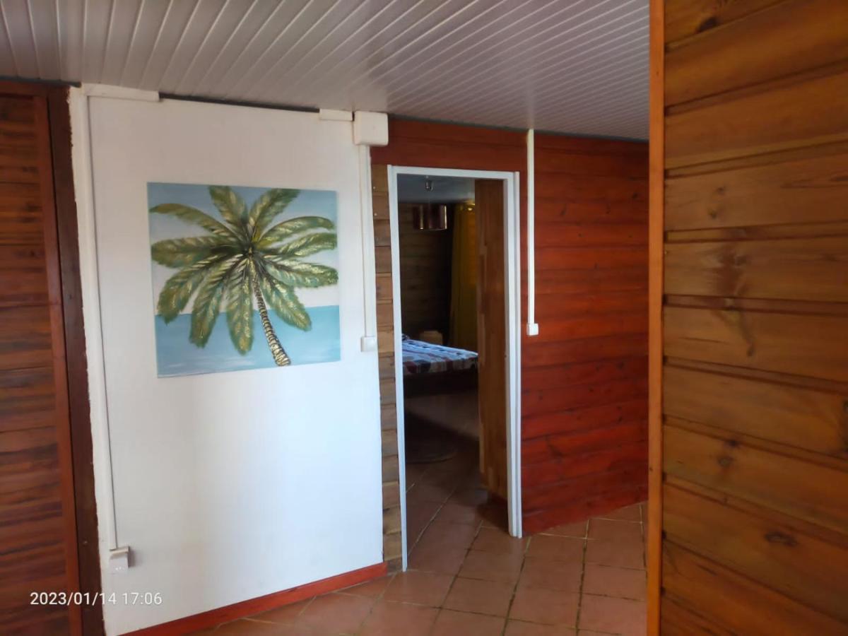 Douceur Des Hauteurs Bas De Villa, Piscine Privee Sainte-Luce Bagian luar foto